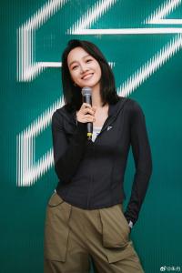 朱丹《乘风2024》迎来首场公演 收获“她力量”焕发新光彩