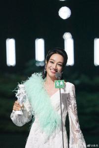 《乘风2024》年度席位总决选顺利落幕 朱丹获得“年度乘风超越奖”